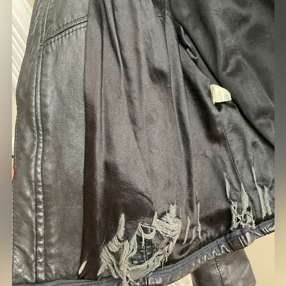 Vintage Leather Attic Moto Jacket size 16 (women’s medium) - Picture 6 of 6
